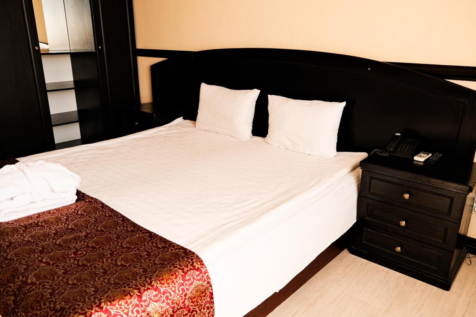 Belon Life Hotel Αστάνα Εξωτερικό φωτογραφία
