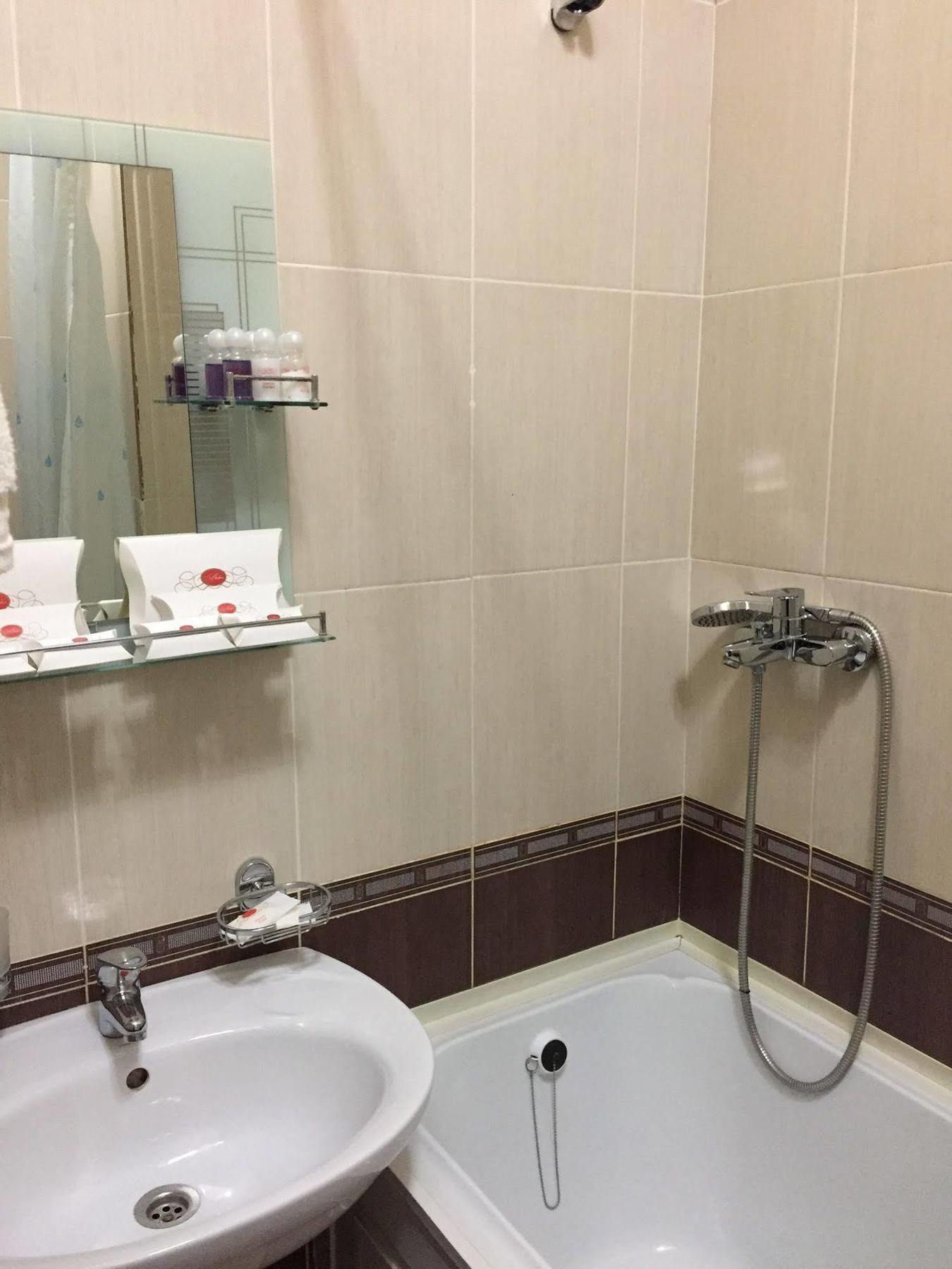 Belon Life Hotel Αστάνα Εξωτερικό φωτογραφία