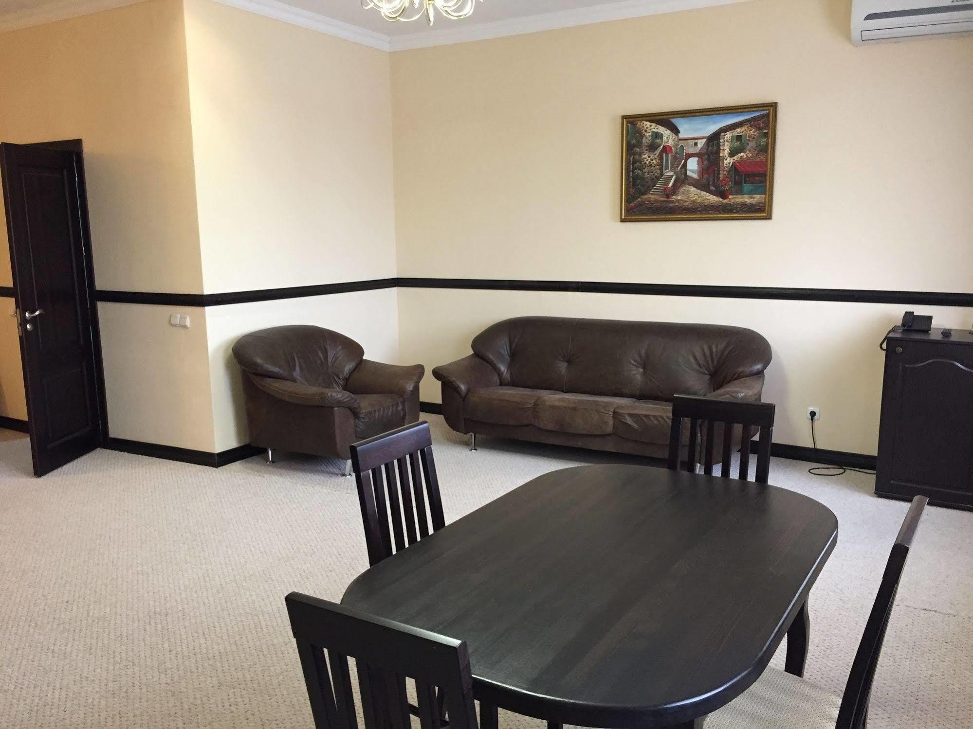Belon Life Hotel Αστάνα Εξωτερικό φωτογραφία